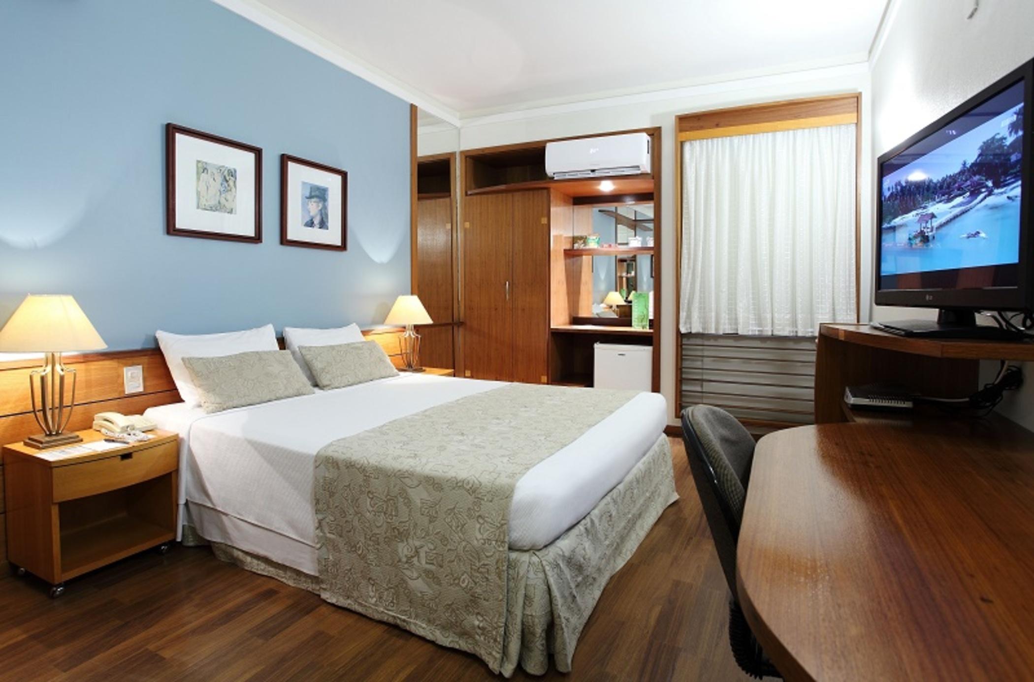 Dan Hotel